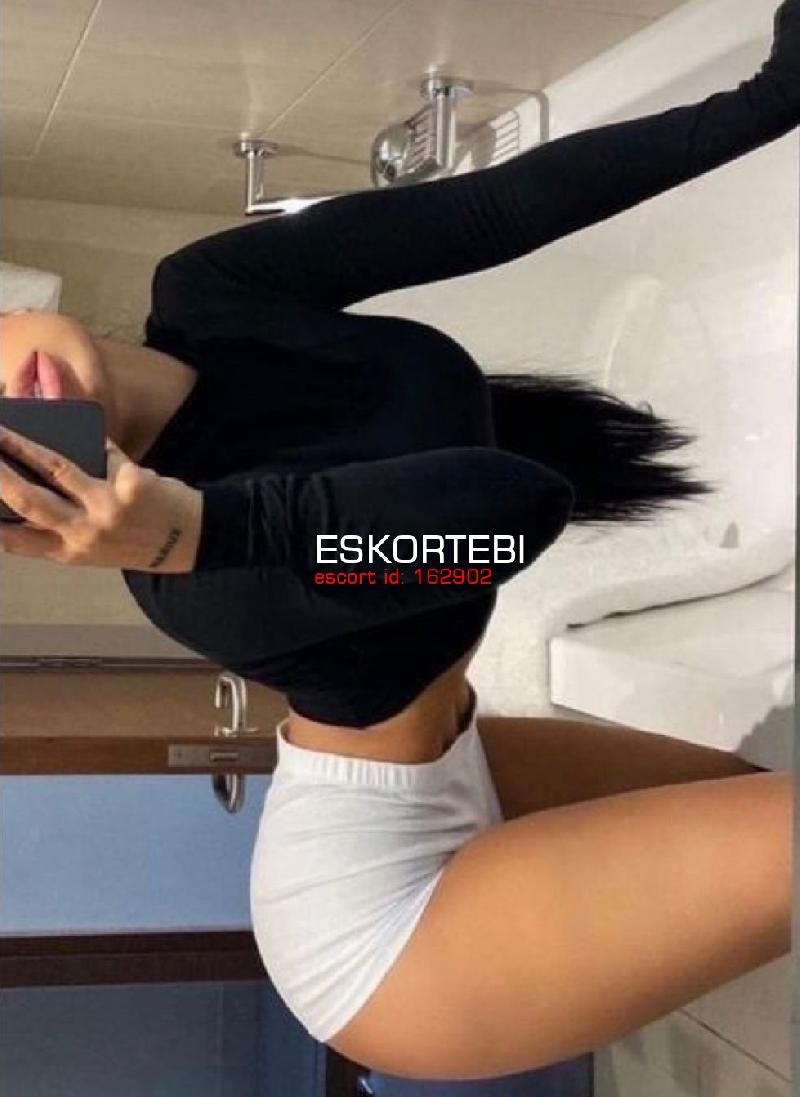 Escort Nini, 28 роки - Main Photo